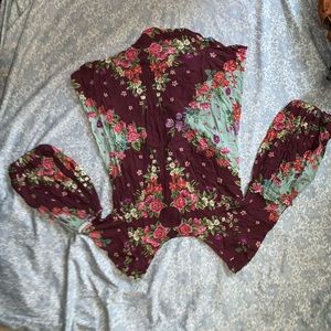 Purple flower dress size M with shorts